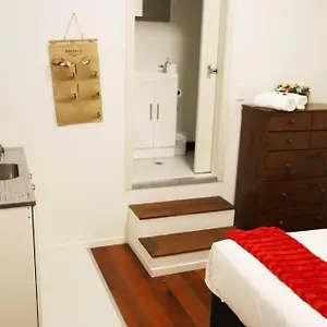 Aura 3*, Wellington New Zealand